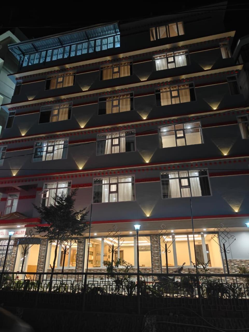 Hotel Tibet Gallery 甘托克 外观 照片
